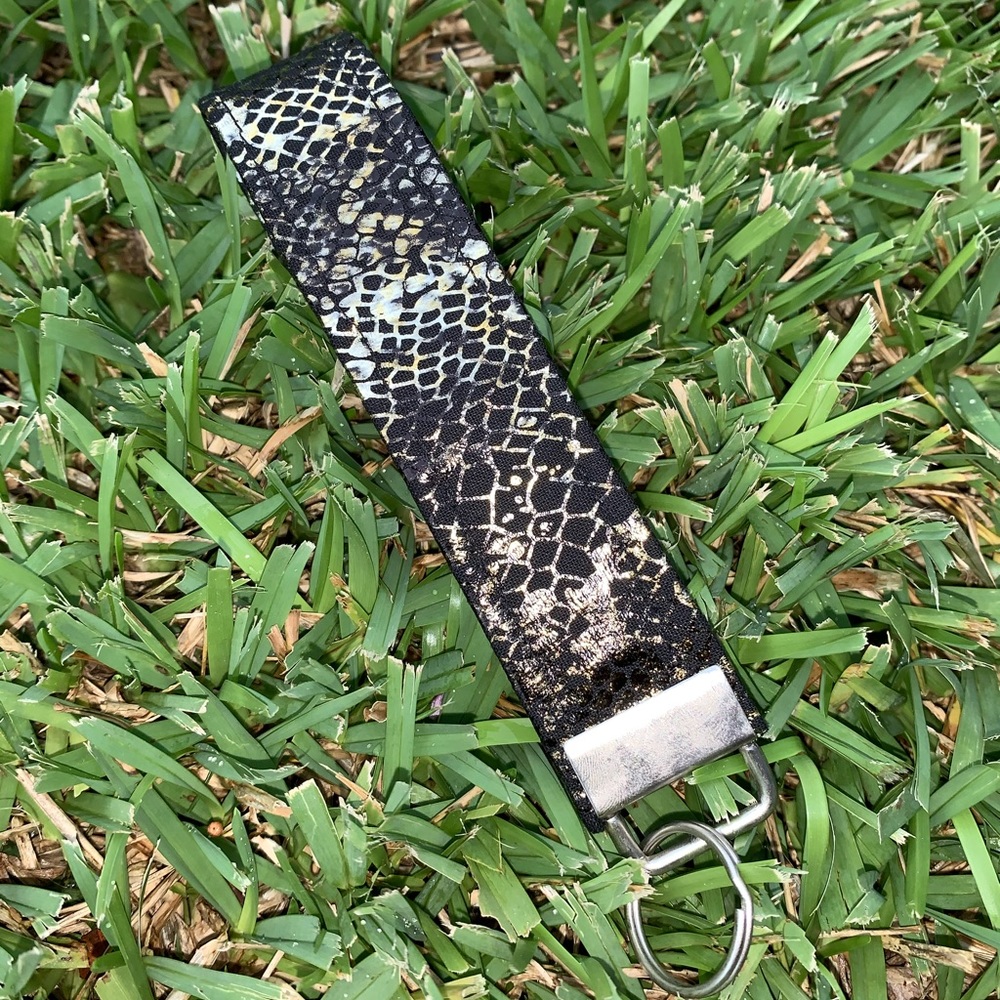 Snake skin key fob keychain